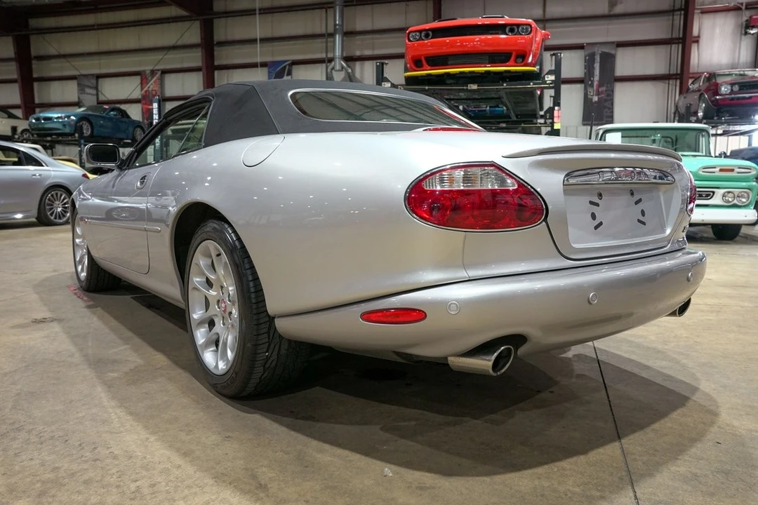 2001 Jaguar X100 XKR - Image 18 of 31