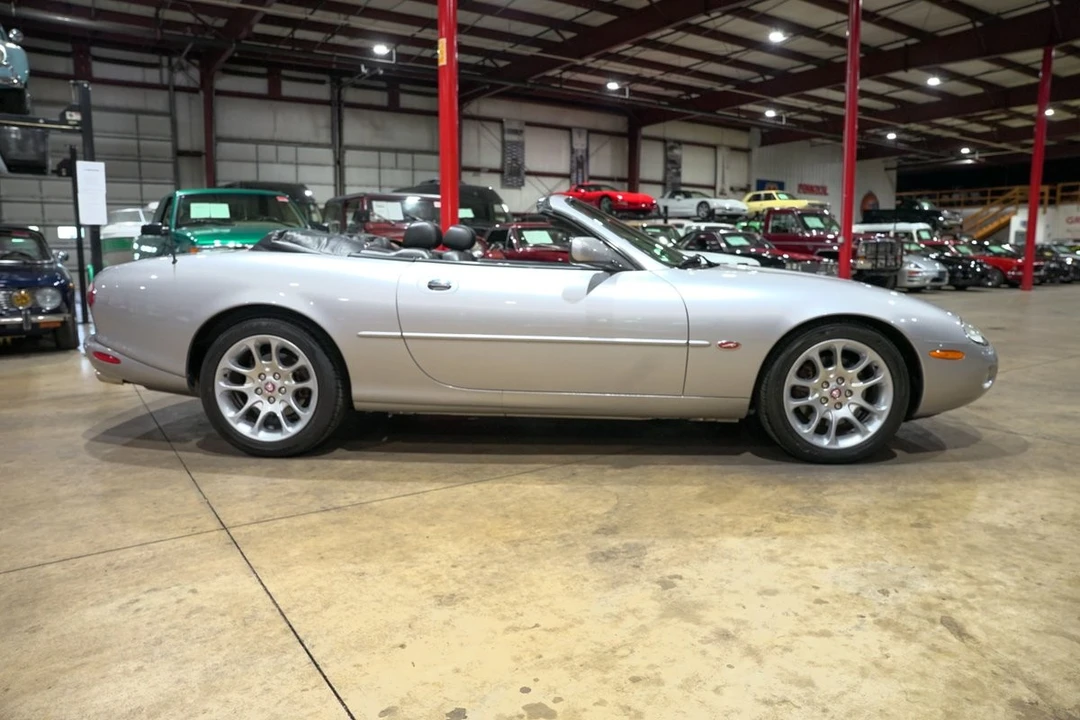 2001 Jaguar X100 XKR - Image 10 of 31