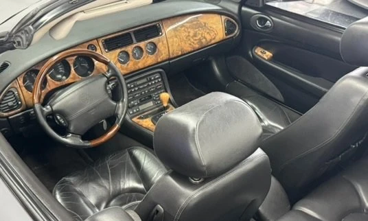 2001 Jaguar X100 XKR - Image 7 of 19
