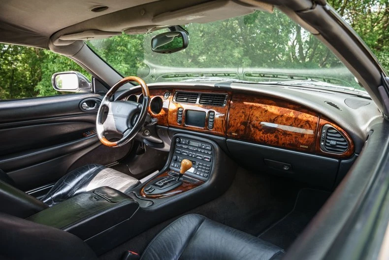 2001 Jaguar X100 XKR - Image 3 of 20