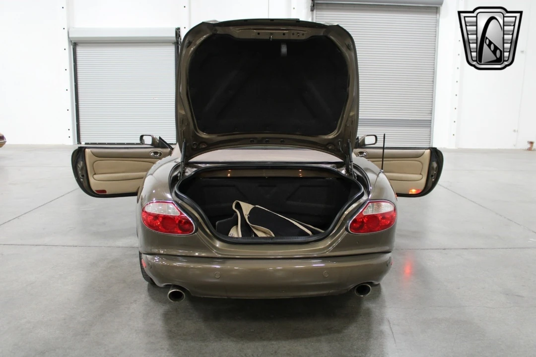 2001 Jaguar X100 XKR - Image 10 of 21