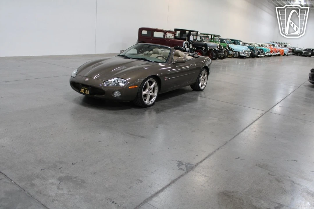 2001 Jaguar X100 XKR - Image 6 of 12
