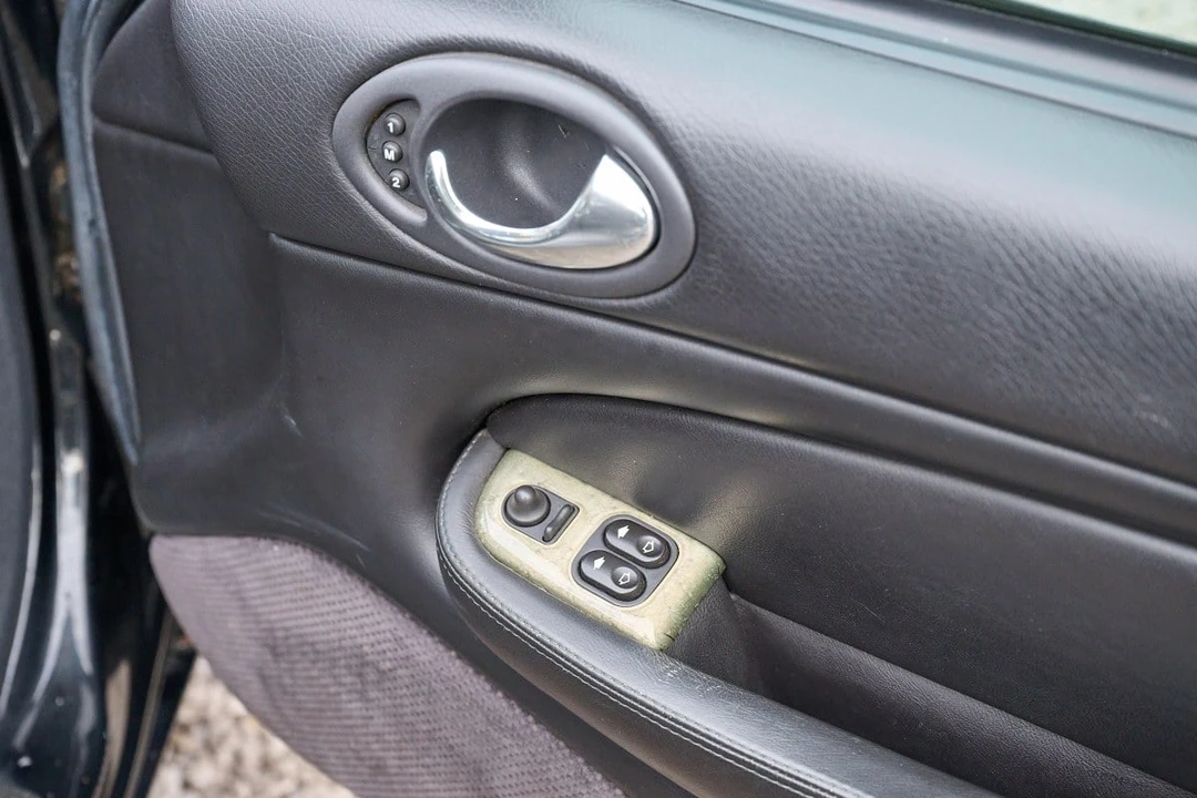2001 Jaguar X100 XKR - Image 26 of 30