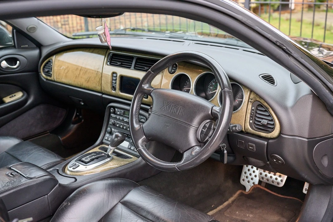2001 Jaguar X100 XKR - Image 22 of 30