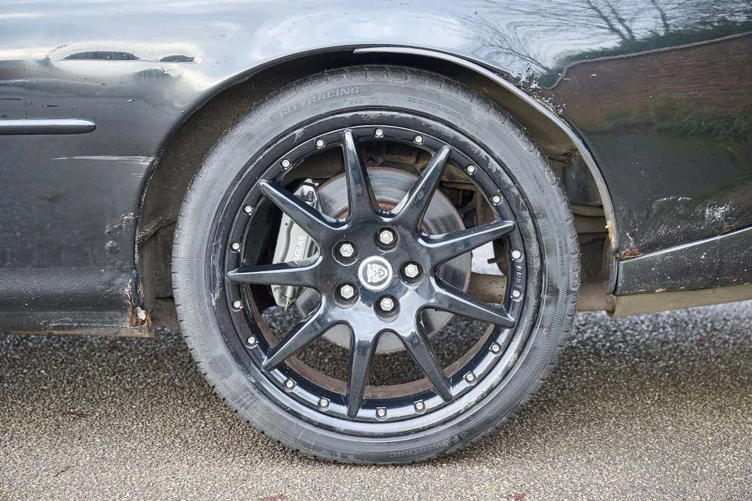 2001 Jaguar X100 XKR - Image 19 of 30