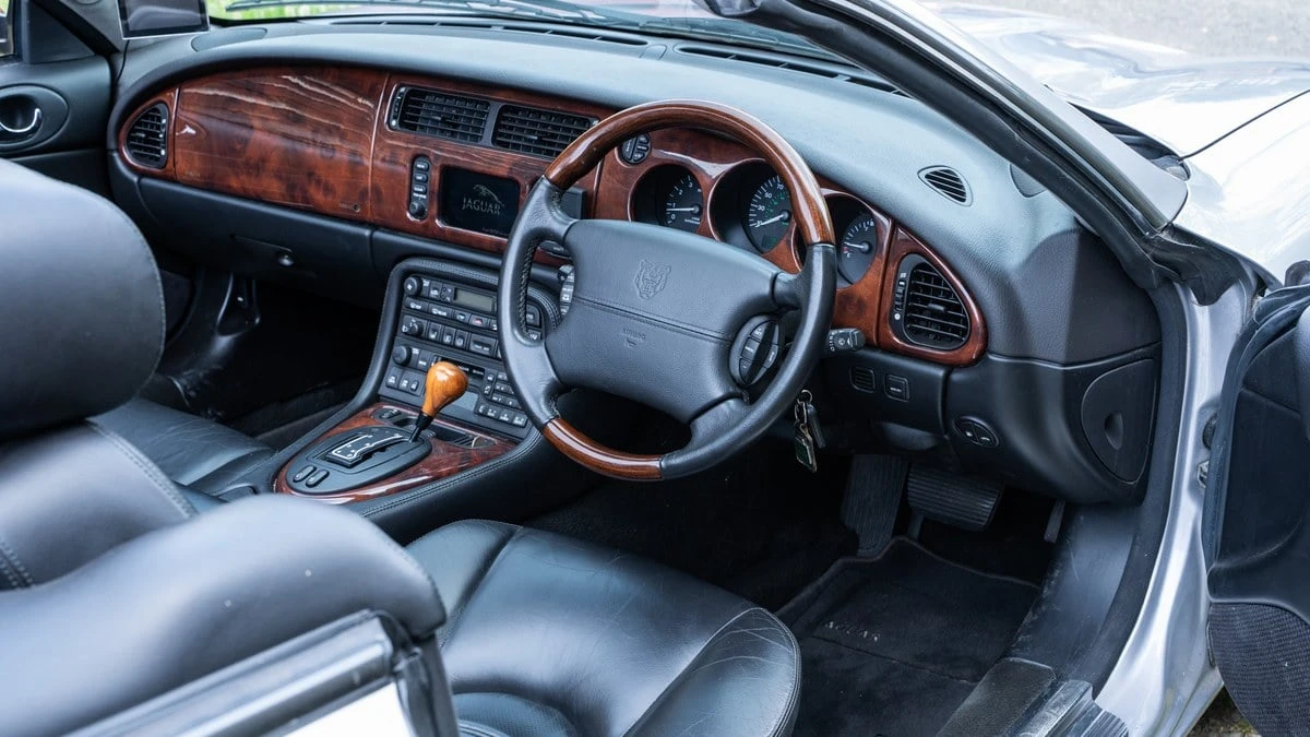 2001 Jaguar X100 XKR - Image 28 of 30