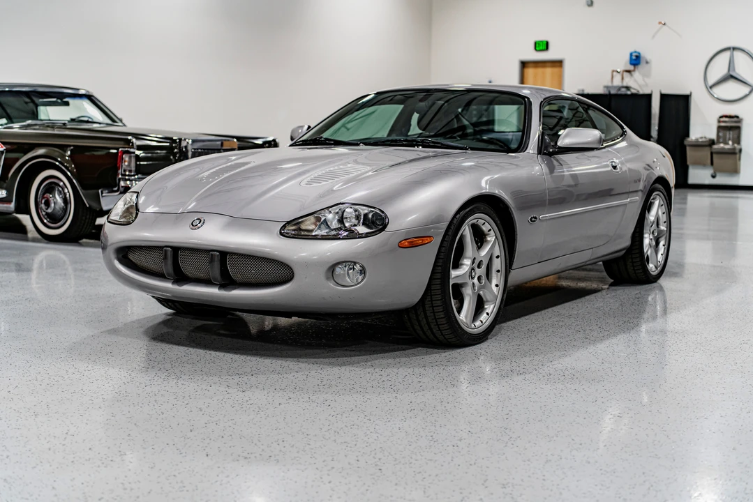 2001 Jaguar X100 XKR - Image 2 of 18