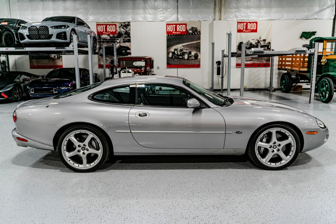 2001 Jaguar X100 XKR - Image 6 of 18