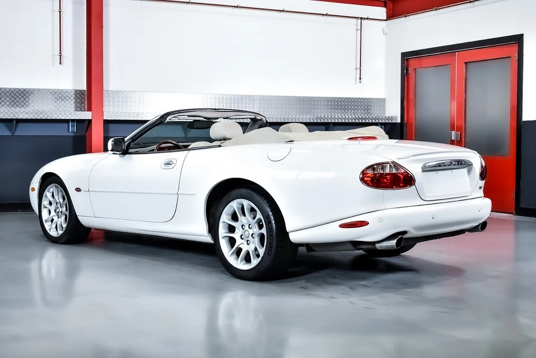 2001 Jaguar X100 XKR - Image 24 of 30