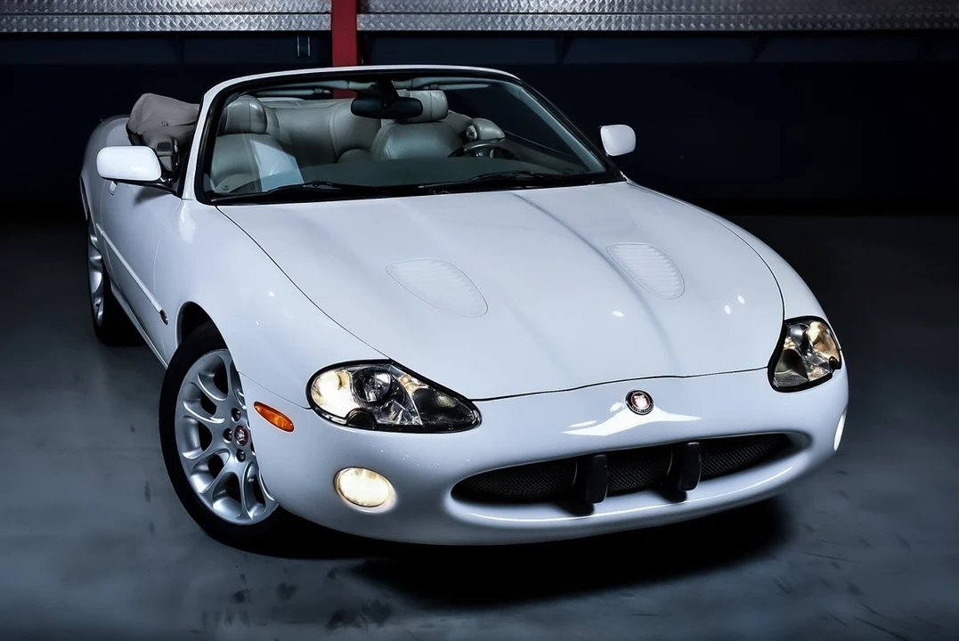 2001 Jaguar X100 XKR - Image 7 of 30