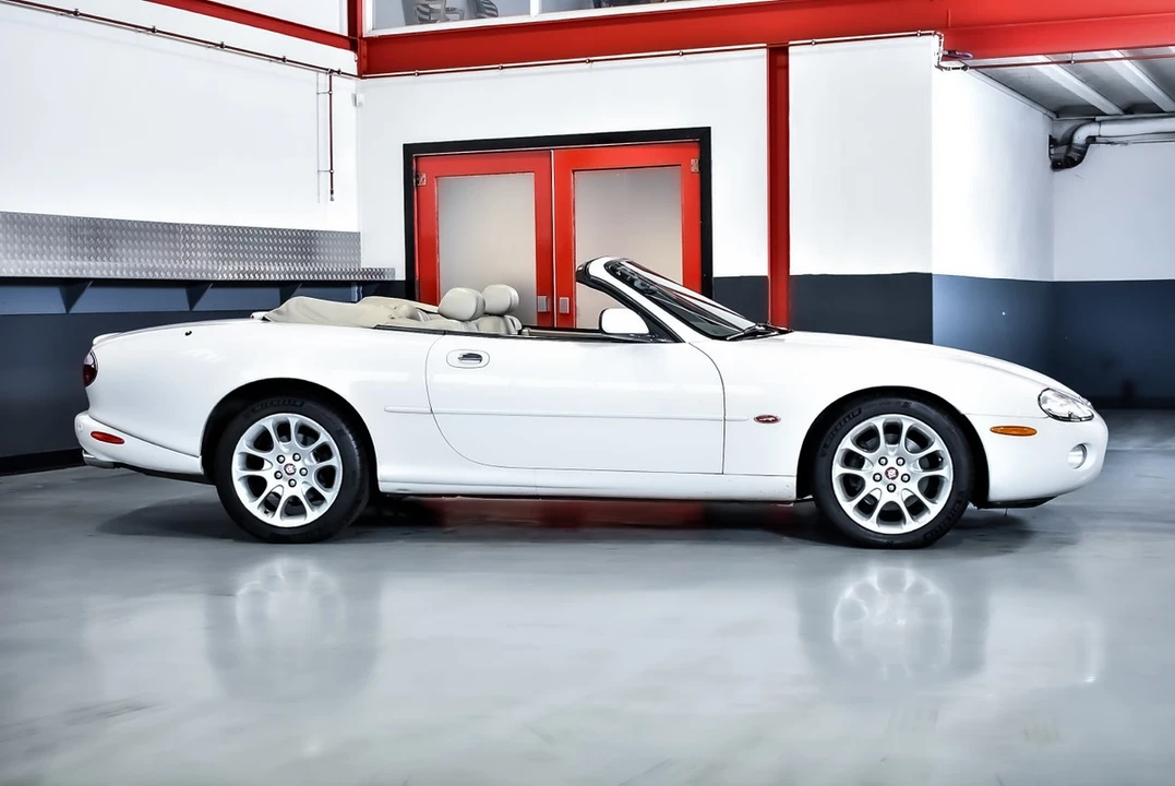 2001 Jaguar X100 XKR - Image 17 of 30