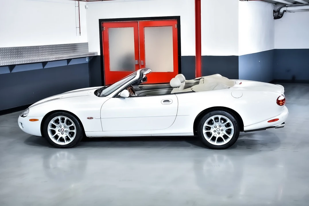 2001 Jaguar X100 XKR - Image 27 of 30