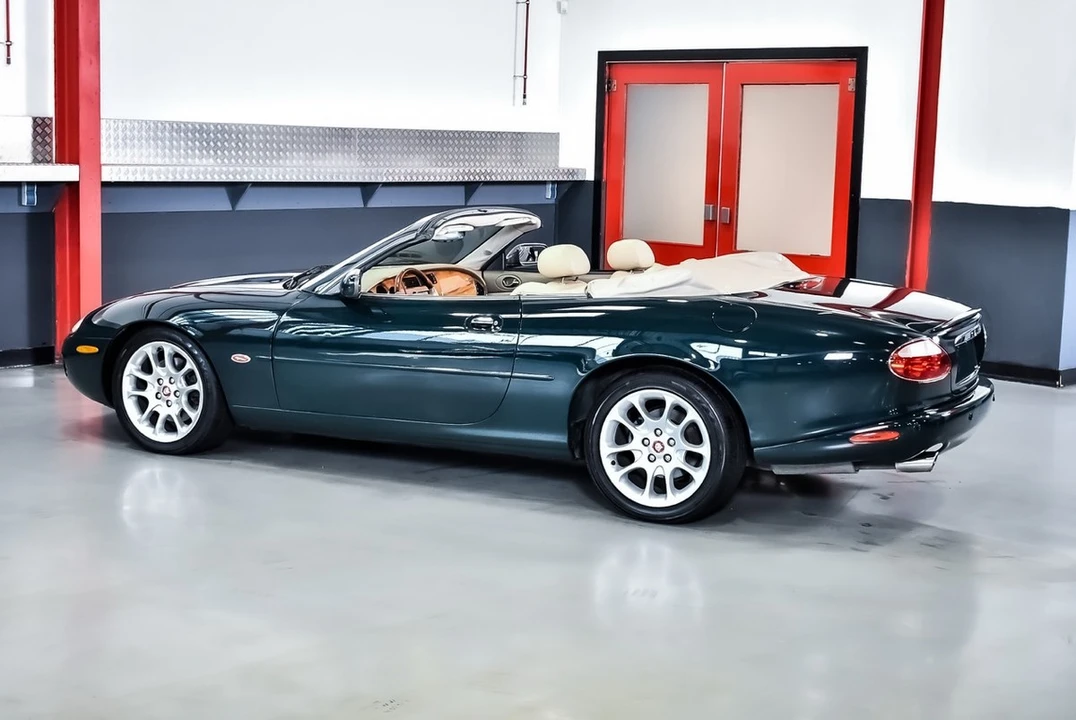 2001 Jaguar X100 XKR - Image 25 of 30