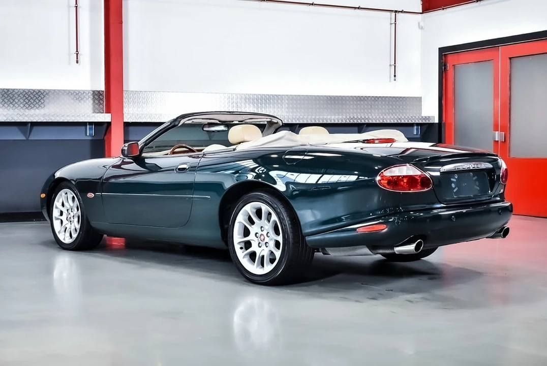2001 Jaguar X100 XKR - Image 24 of 30