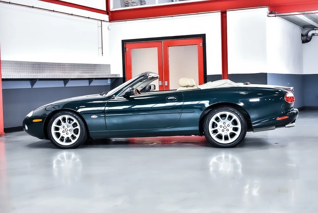 2001 Jaguar X100 XKR - Image 28 of 30