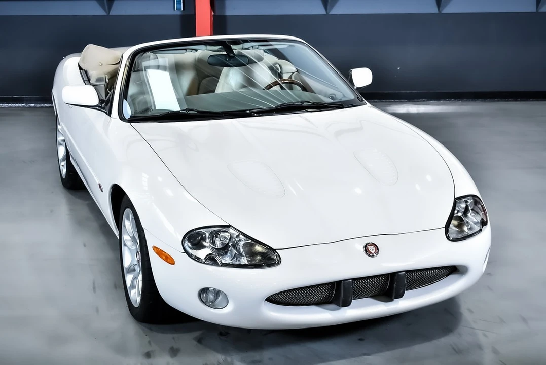 2001 Jaguar X100 XKR - Image 5 of 30