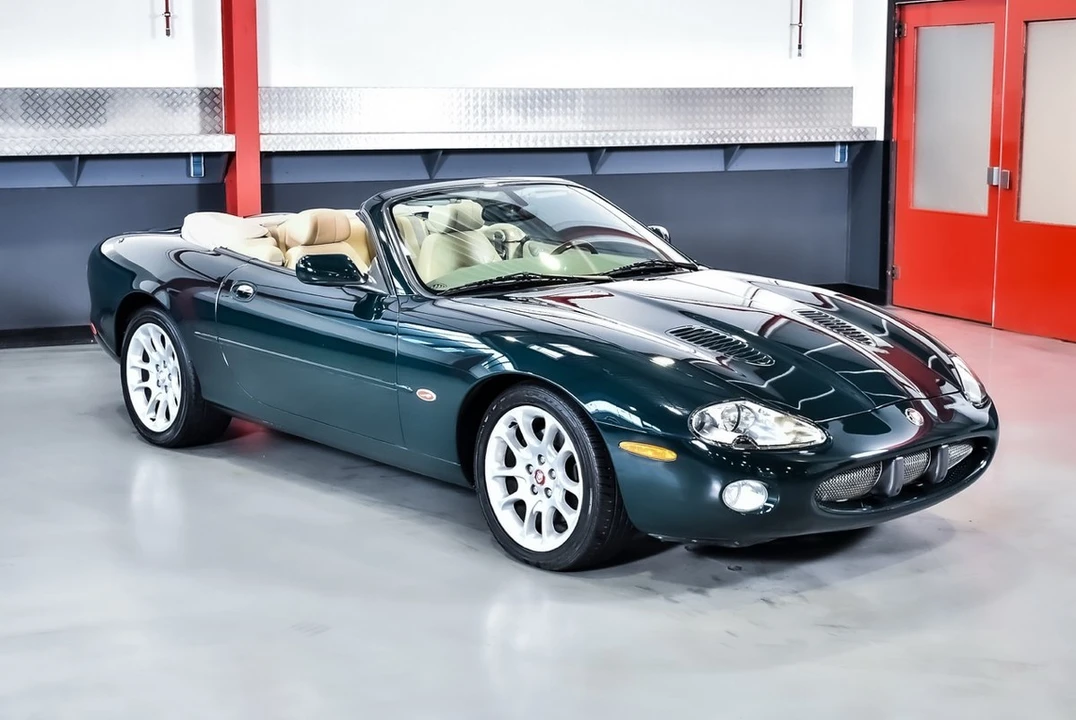 2001 Jaguar X100 XKR - Image 13 of 30
