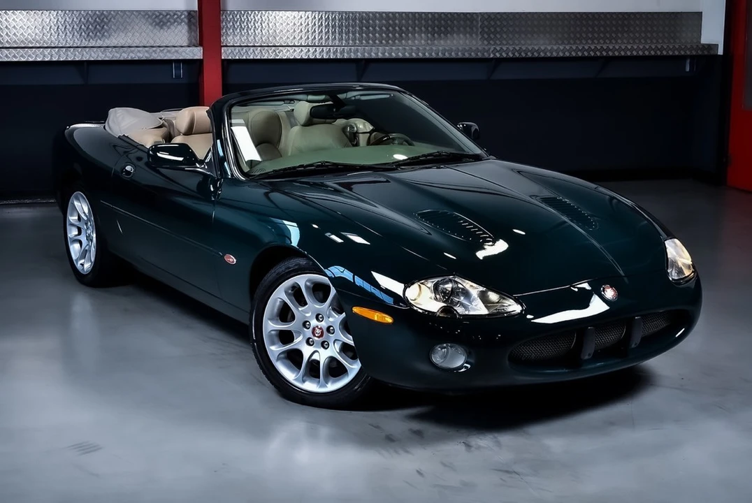 2001 Jaguar X100 XKR - Image 11 of 30