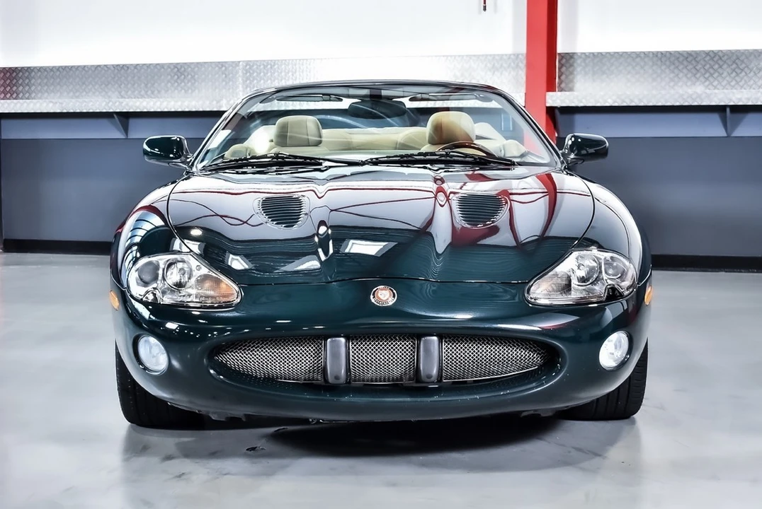 2001 Jaguar X100 XKR - Image 5 of 30
