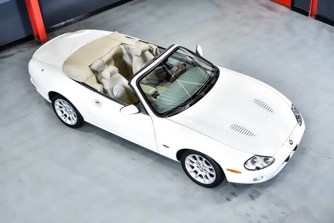 2001 Jaguar X100 XKR - Image 19 of 30