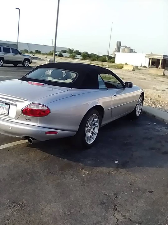 2001 Jaguar X100 XKR - Image 2 of 3