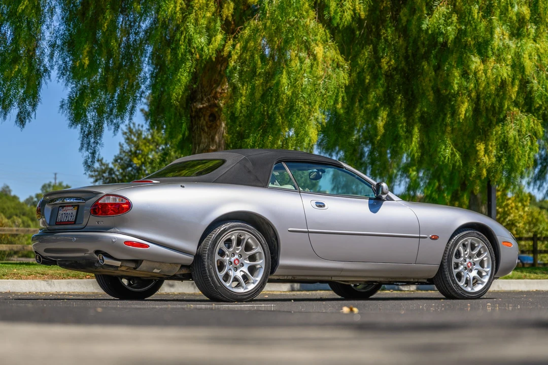 2001 Jaguar X100 XKR - Image 18 of 31