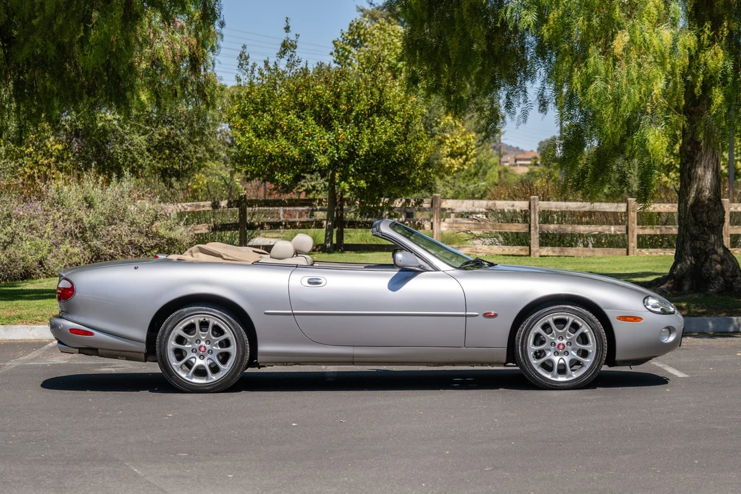 2001 Jaguar X100 XKR - Image 4 of 31