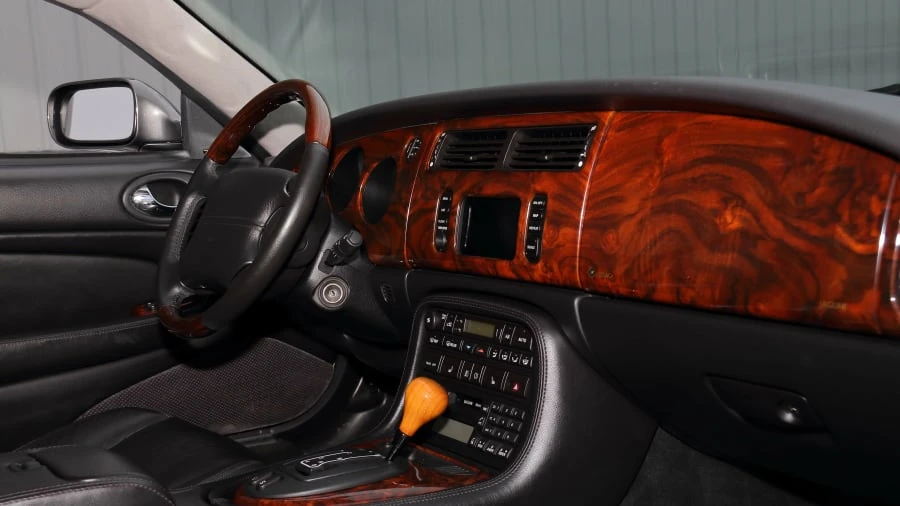 2001 Jaguar X100 XKR - Image 11 of 20