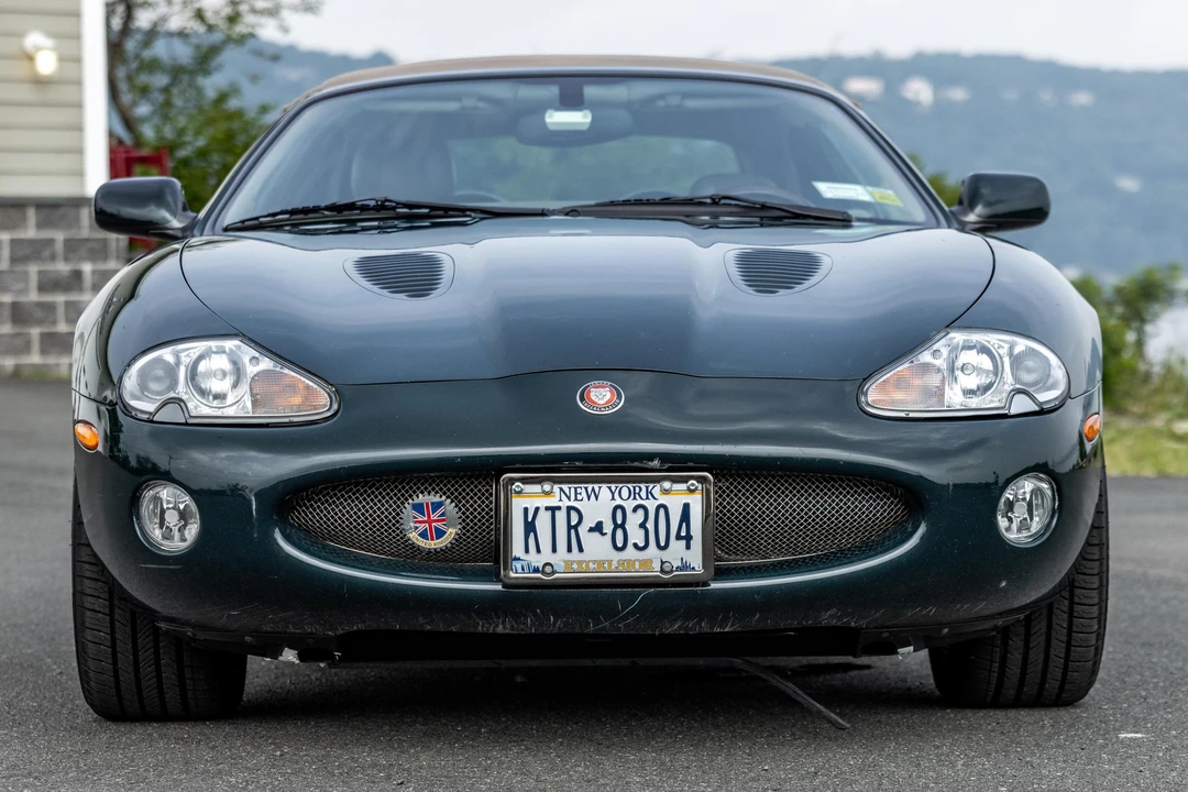 2001 Jaguar X100 XKR - Image 2 of 31