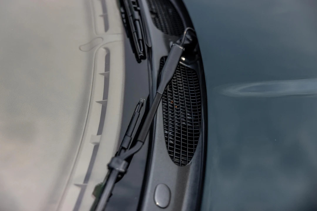 2001 Jaguar X100 XKR - Image 27 of 31