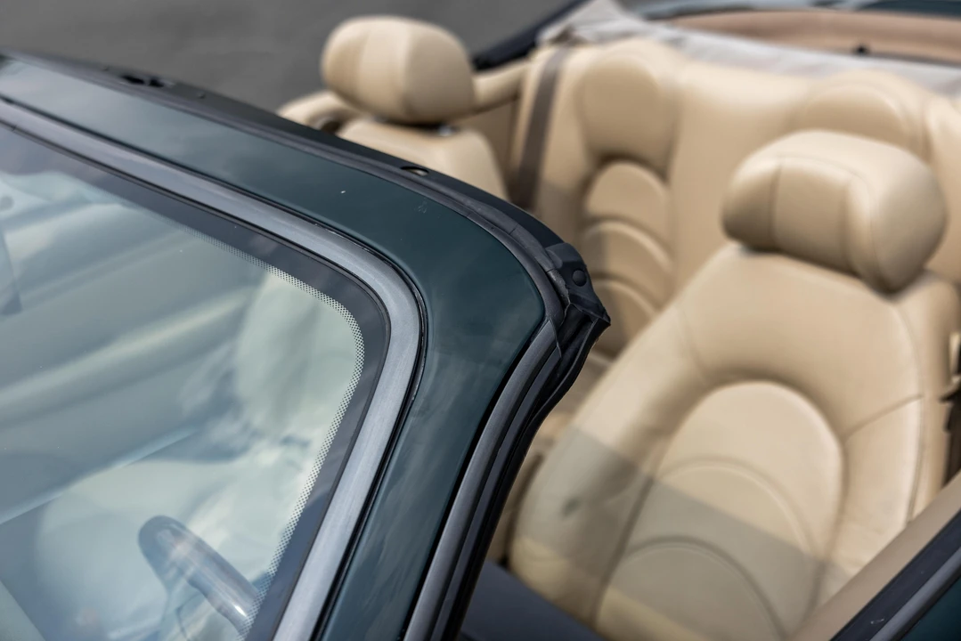 2001 Jaguar X100 XKR - Image 24 of 31