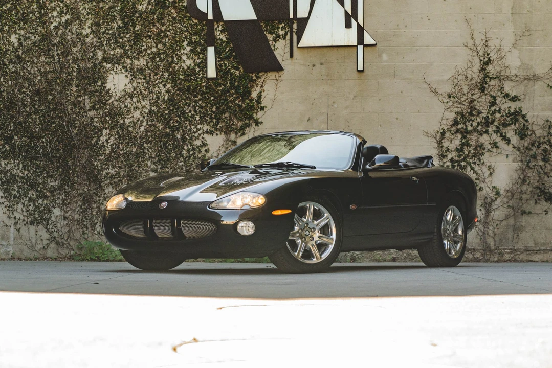 2001 Jaguar X100 XKR - Image 5 of 31