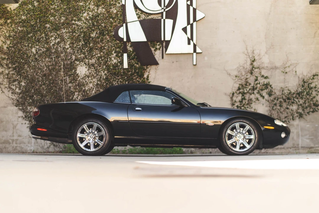 2001 Jaguar X100 XKR - Image 30 of 31