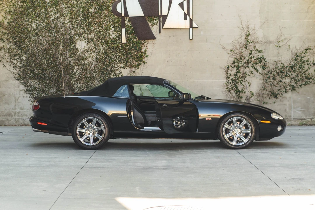2001 Jaguar X100 XKR - Image 27 of 31