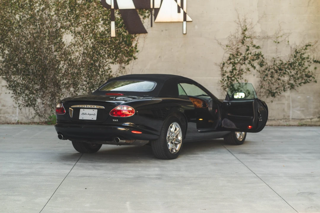 2001 Jaguar X100 XKR - Image 25 of 31