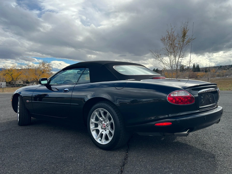 2001 Jaguar X100 XKR - Image 18 of 31