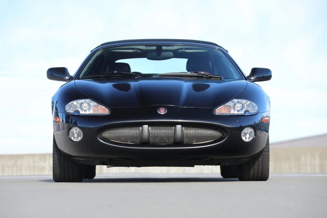 2001 Jaguar X100 XKR - Image 25 of 31