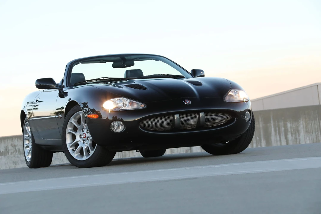 2001 Jaguar X100 XKR - Image 22 of 31