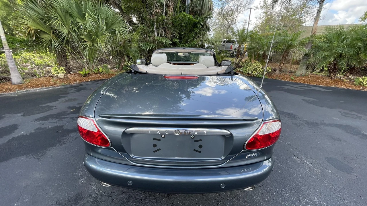 2001 Jaguar X100 XKR - Image 8 of 31