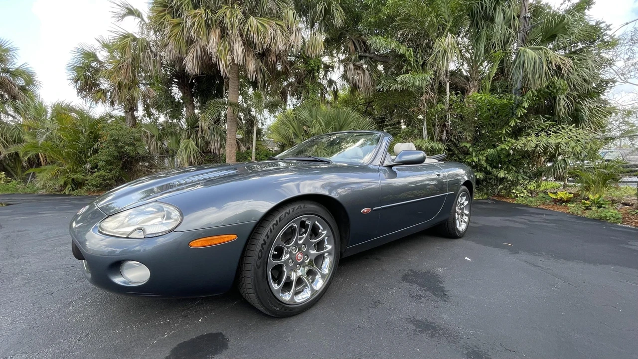 2001 Jaguar X100 XKR - Image 3 of 31
