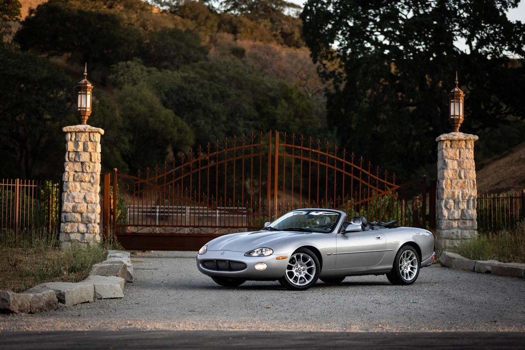 2001 Jaguar X100 XKR - Image 9 of 31