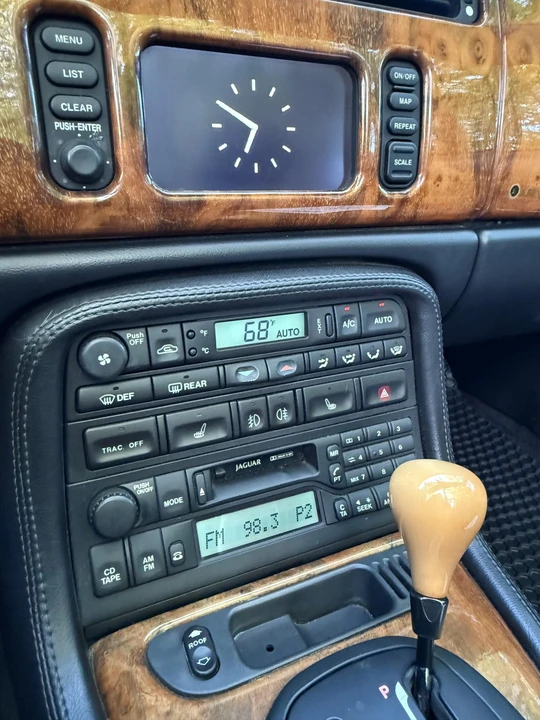 2001 Jaguar X100 XKR - Image 29 of 31