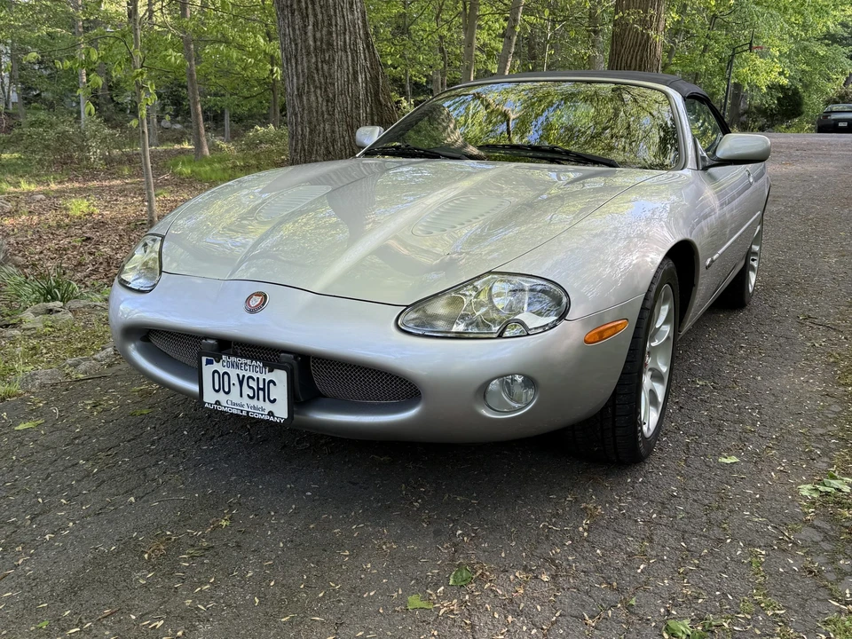 2001 Jaguar X100 XKR - Image 2 of 31