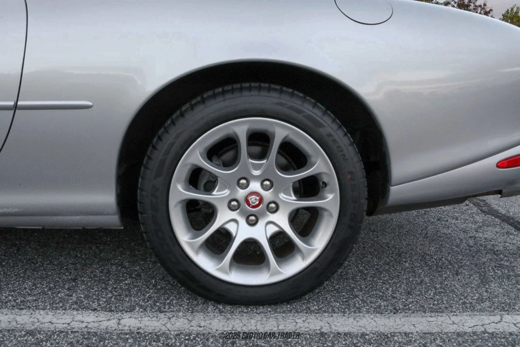 2001 Jaguar X100 XKR - Image 5 of 12