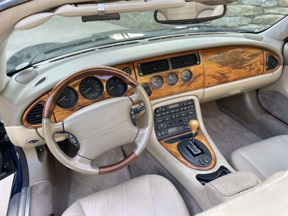 2001 Jaguar X100 XKR - Image 16 of 31