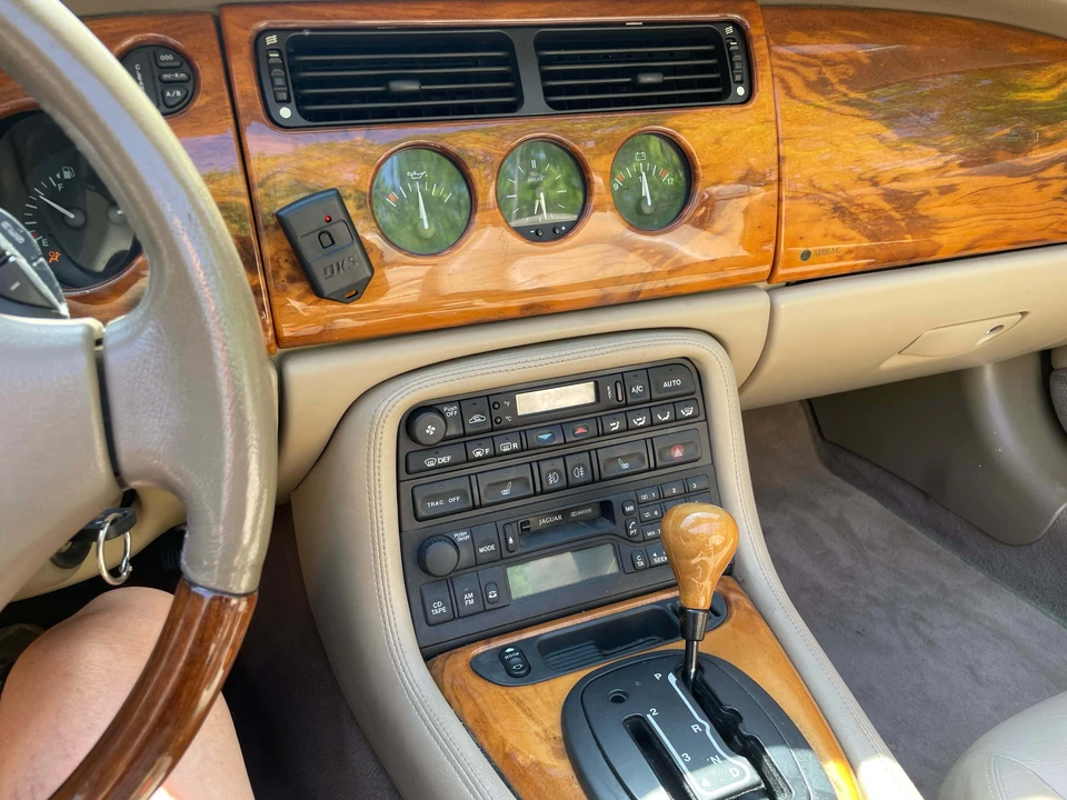 2001 Jaguar X100 XKR - Image 20 of 31