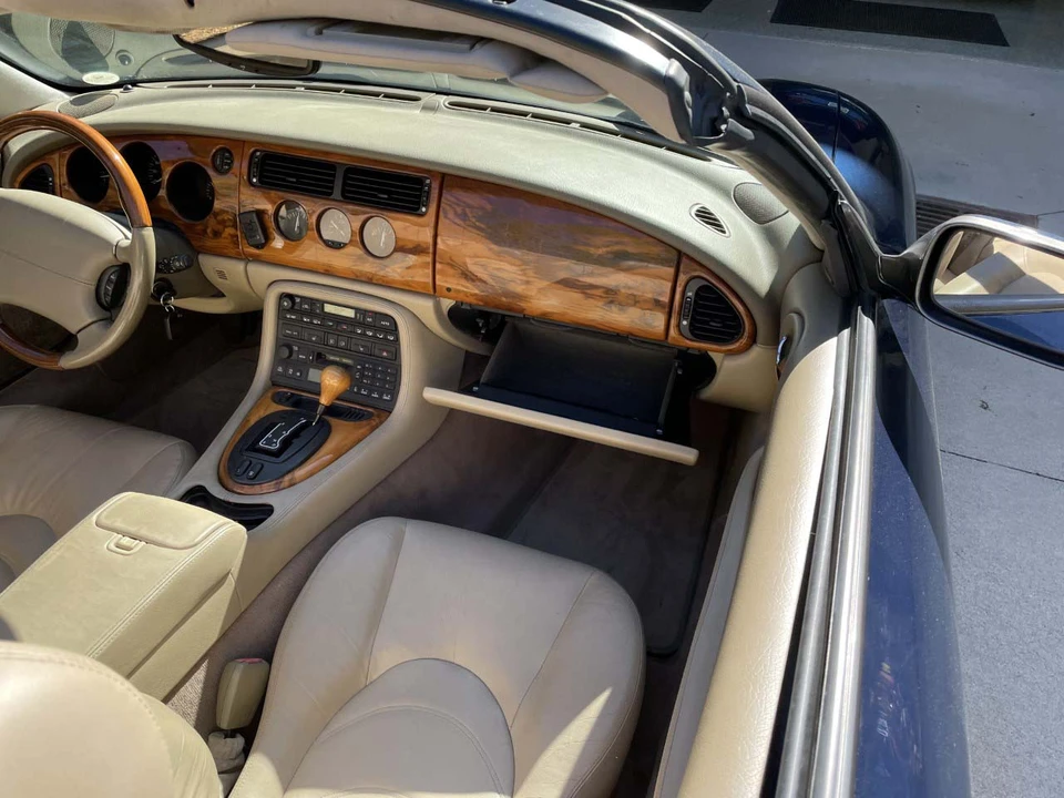 2001 Jaguar X100 XKR - Image 30 of 31