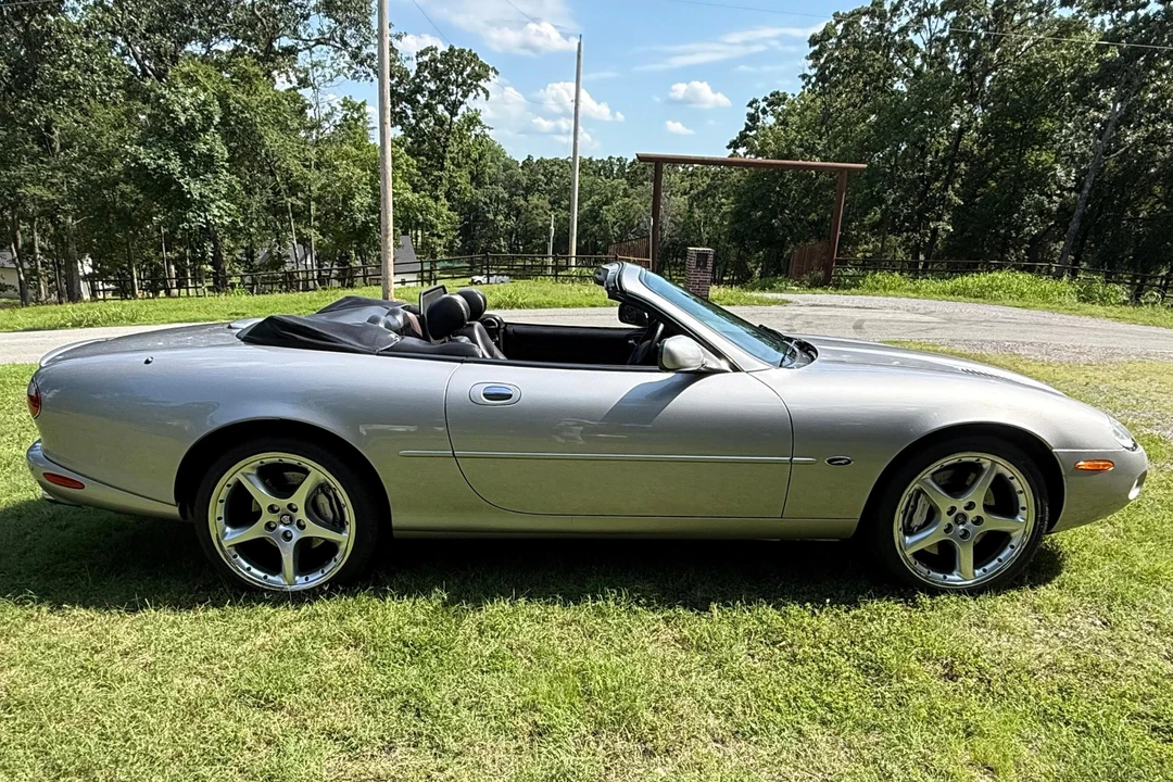 2001 Jaguar X100 XKR - Image 3 of 31
