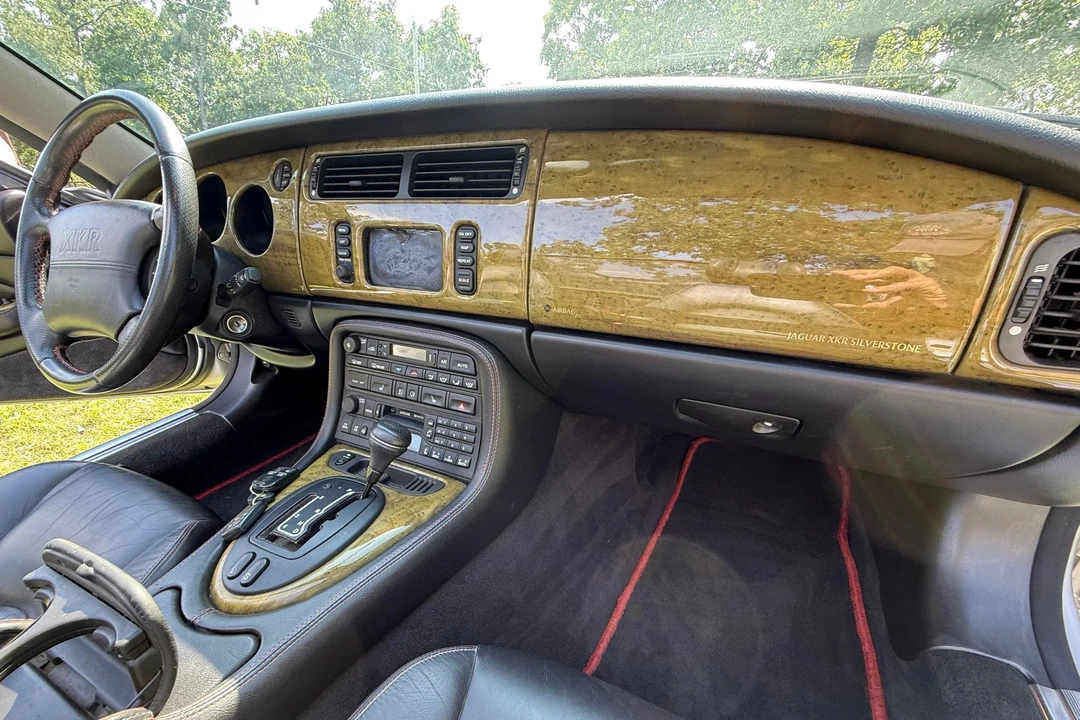 2001 Jaguar X100 XKR - Image 26 of 31