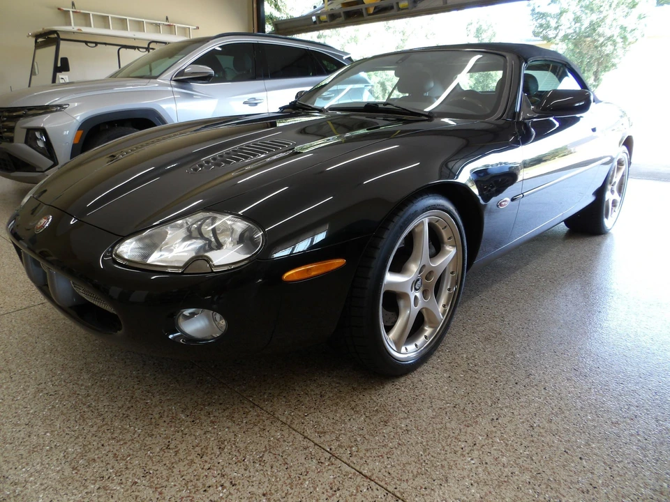 2001 Jaguar X100 XKR - Image 4 of 14